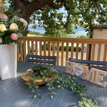 Mobile Iwi Camping *