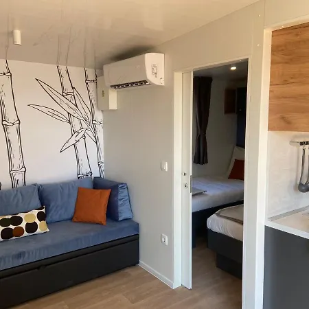 Campsite Mobile Iwi Selce