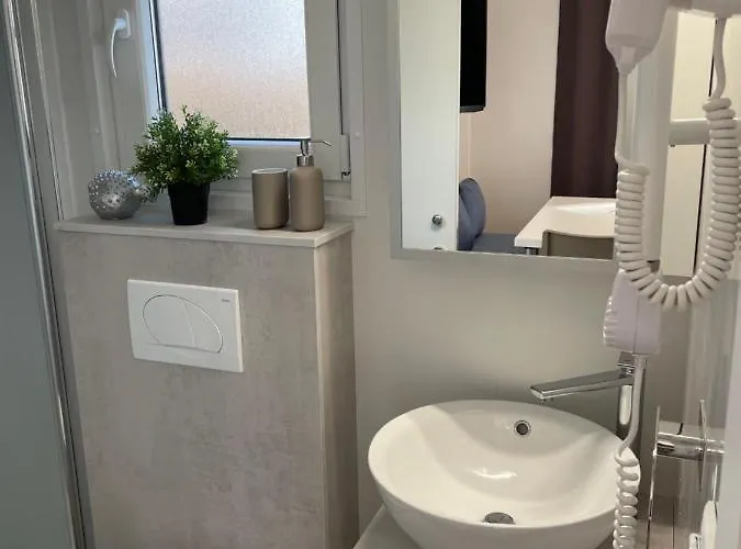 Mobile Iwi Parque de Campismo Selce